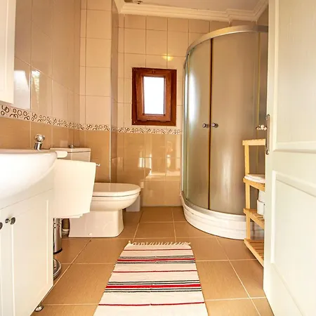 Cozy Flat With A View Close To Popular Beaches In Bodrum 규무슬럭